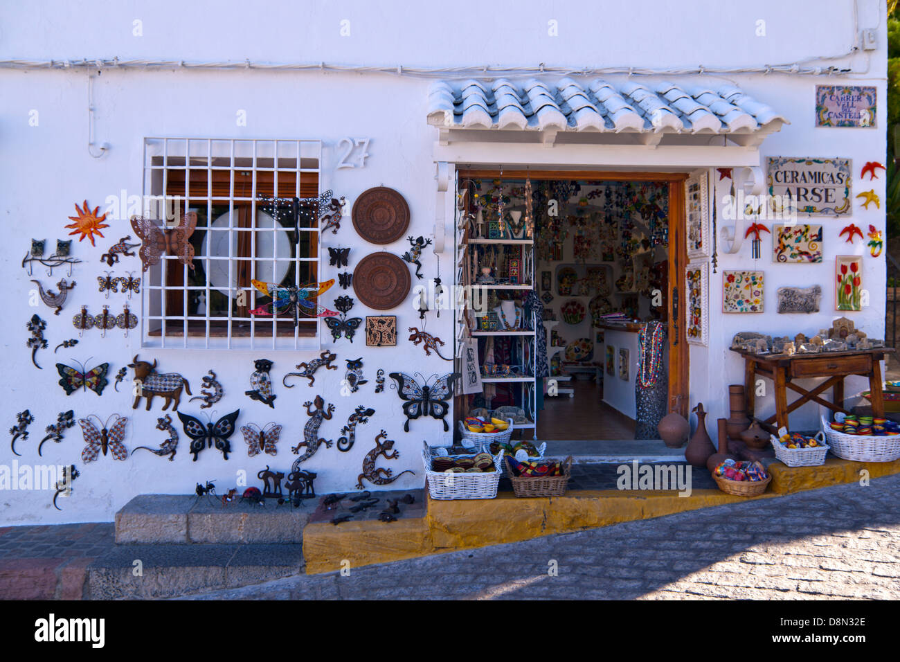 Spanish Ceramics Stock Photos & Spanish Ceramics Stock Images Alamy