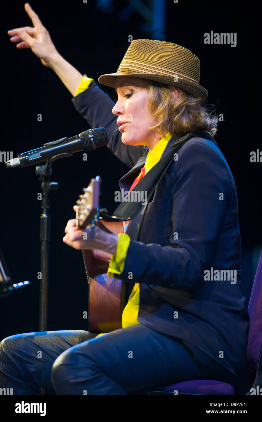 Female welsh singer hires stock photography and images Alamy