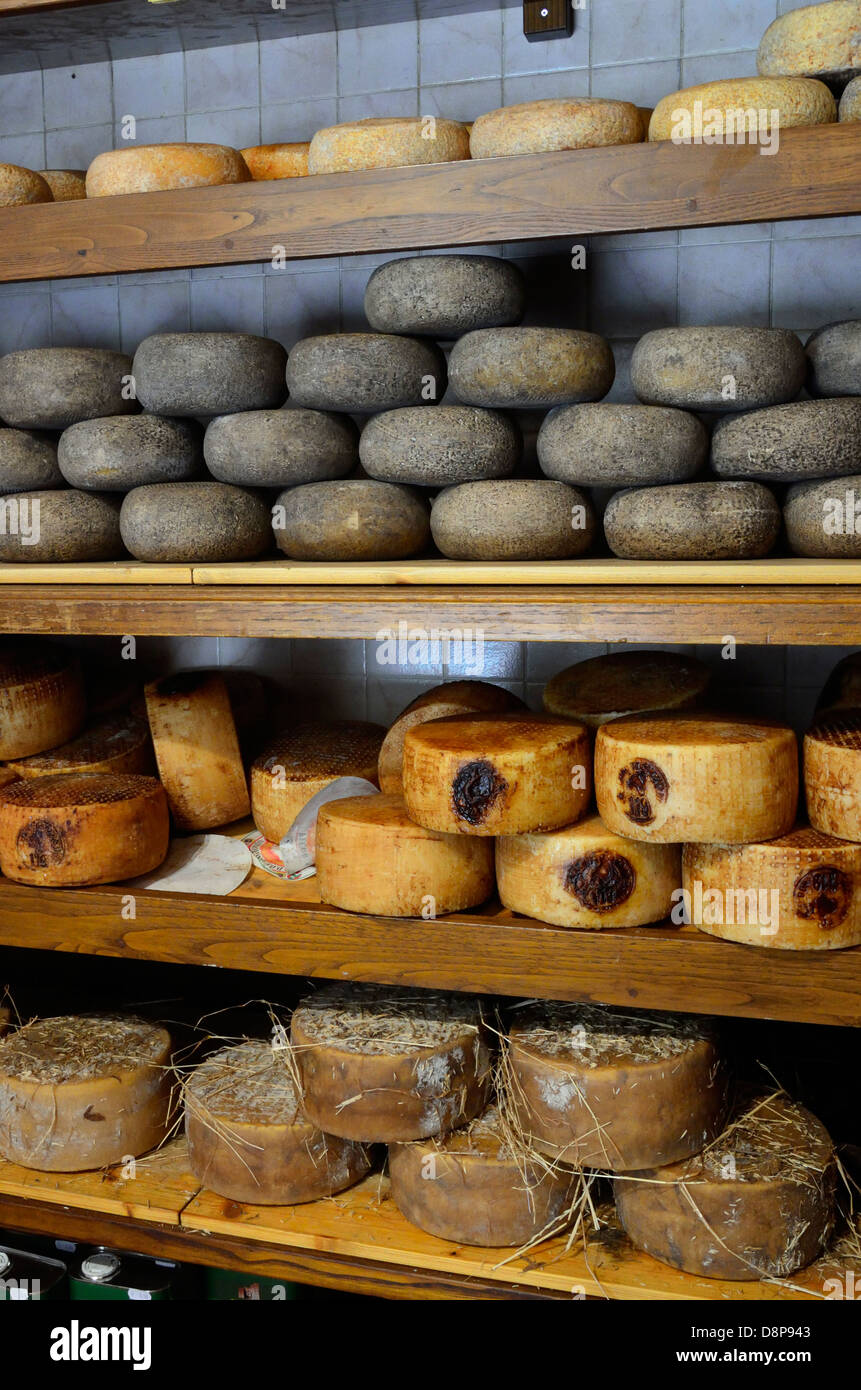 Pecorino italy hires stock photography and images Alamy