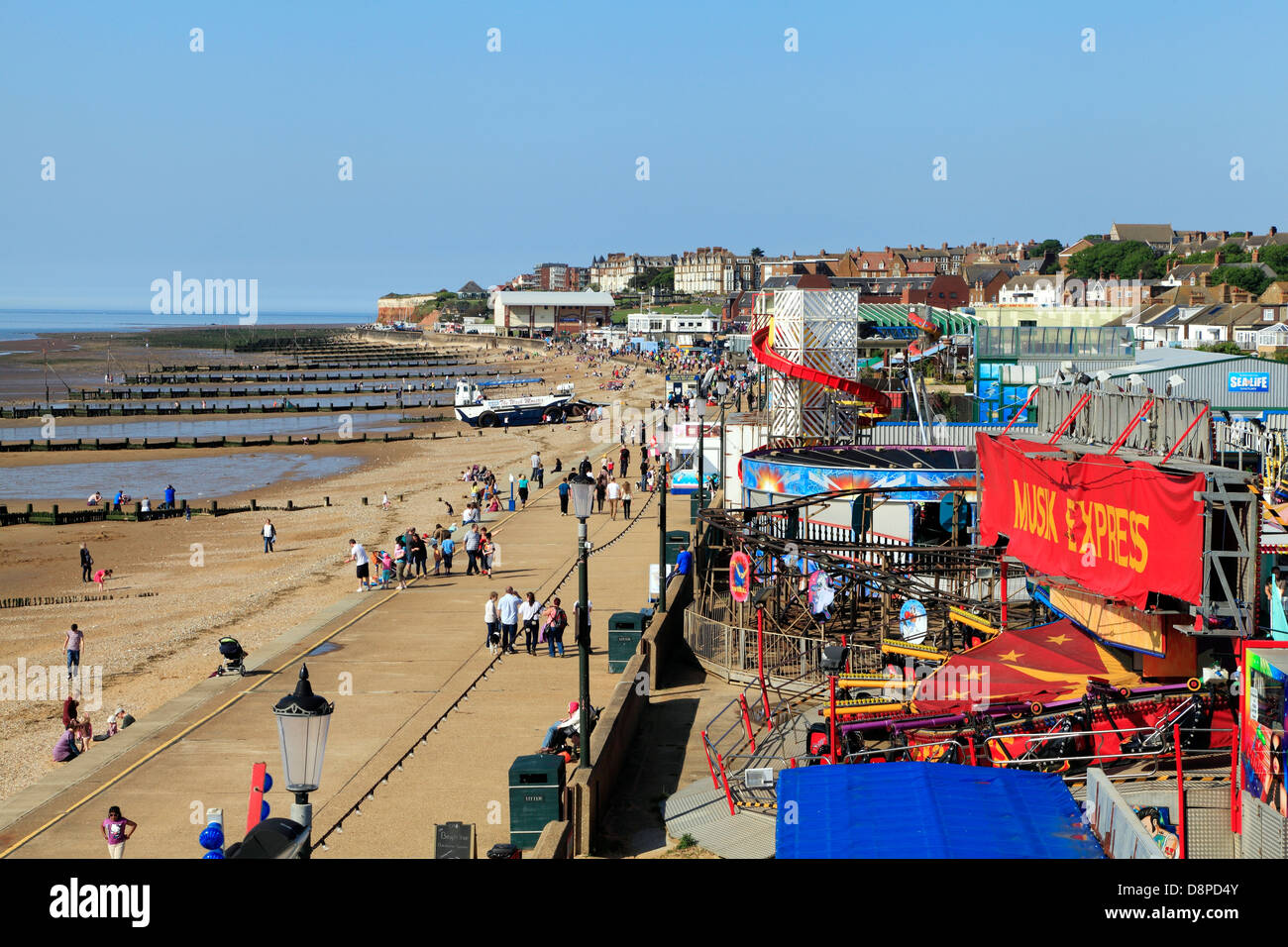 Hunstanton, Norfolk, Funfair, Beach, Town, Fairground, England UK Stock Photo