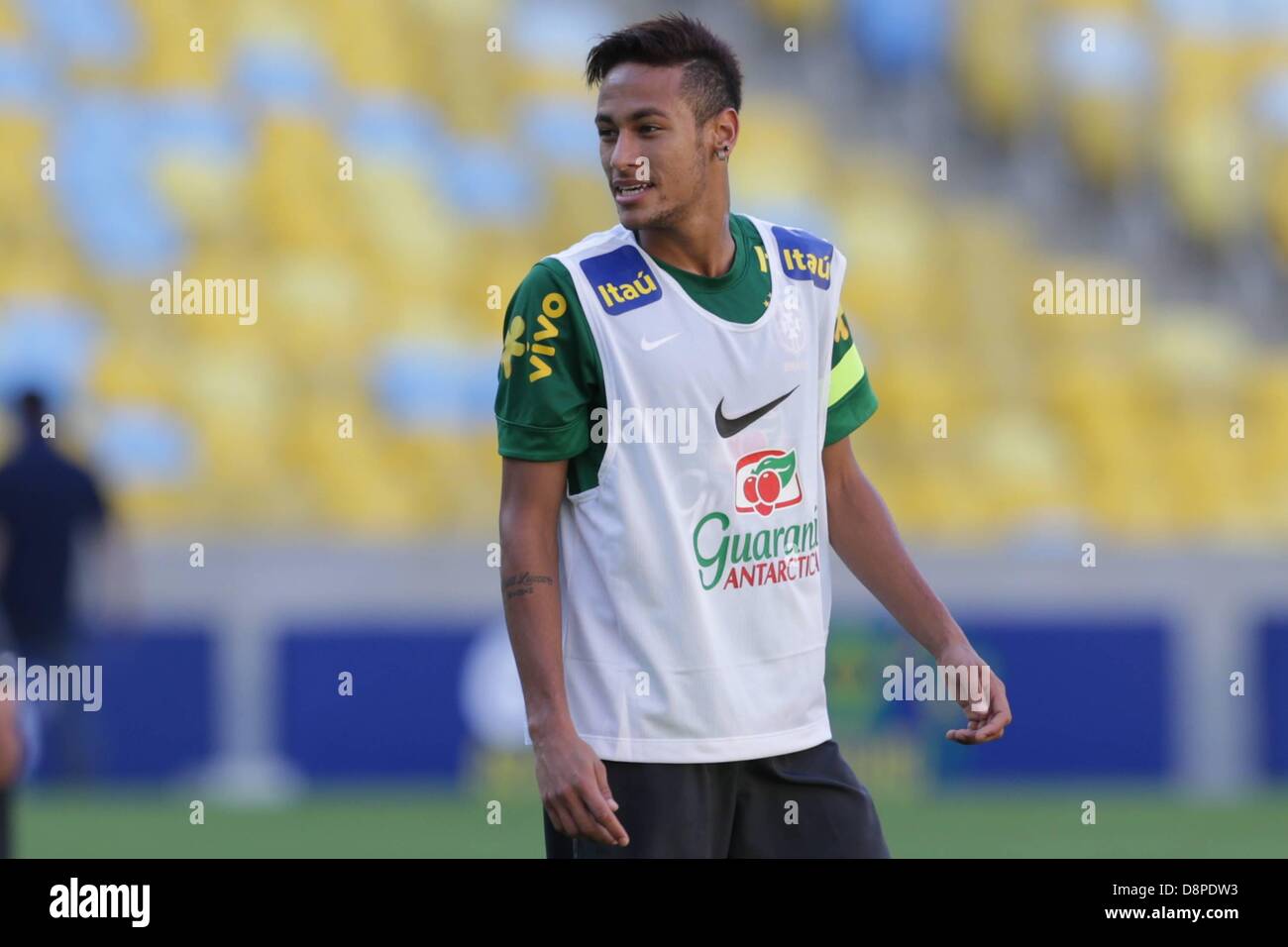 01.06.2013. Rio de Janeiro, Brazil. Neymar training for the upcoming Brazil versus England matchn in Rio de Janeiro Brasil Stock Photo