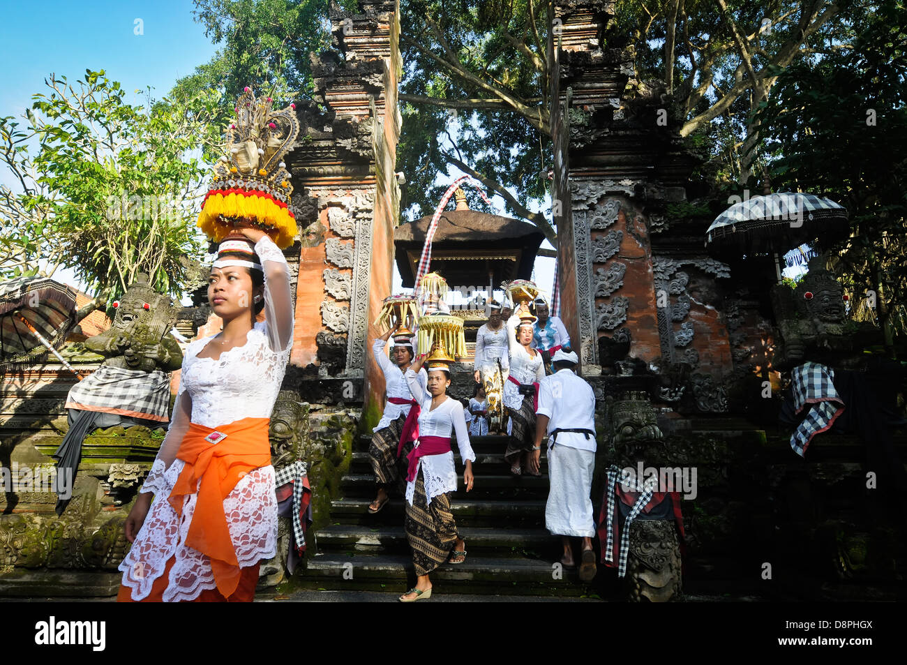 Hindu rituals on the Indonesian island of Bali Stock Photo - Alamy