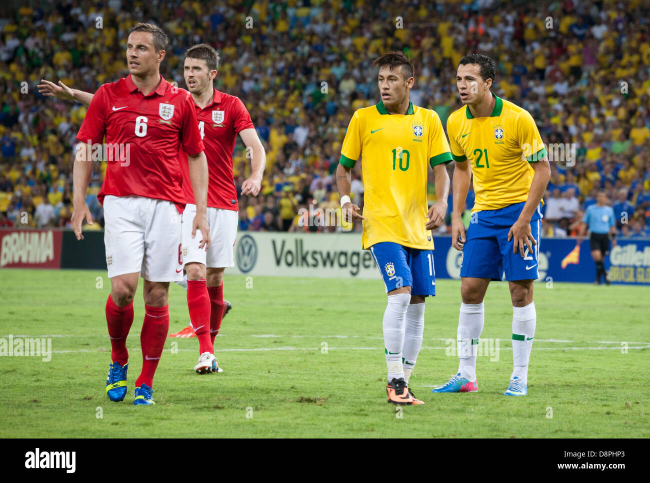 Brazilian Footballer Neymar (number 10), during a friendly with England in the new Maracana Stadium, Rio de Janeiro, Brazil.02/06/2013. The first international game to be played in the newly renovated stadium ended in a draw, 2-2. England 2 Brazil 2 Credit:  Peter M. Wilson/Alamy Live News Stock Photo