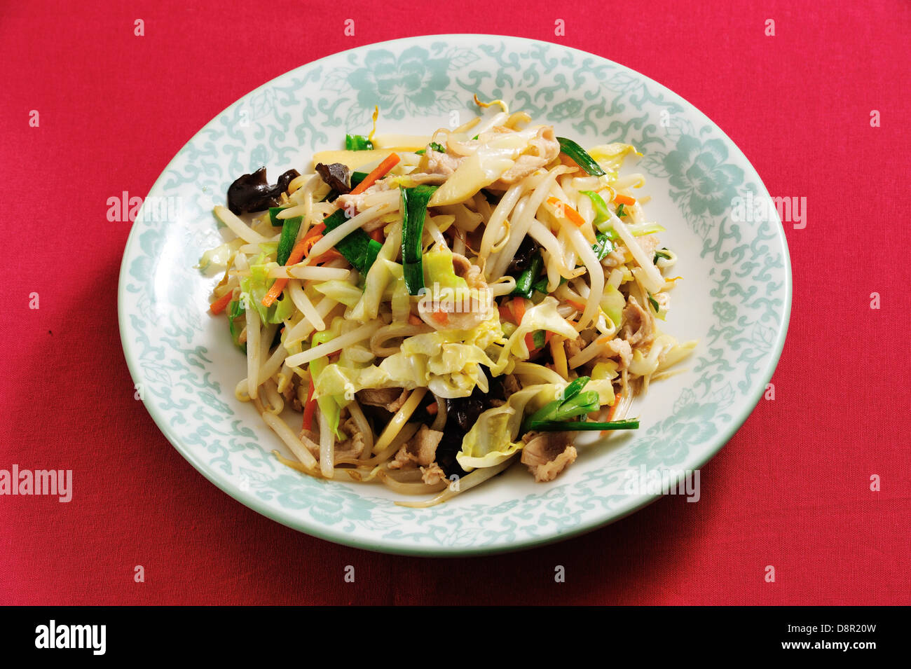 Sauteed meat and vegetables Stock Photo - Alamy