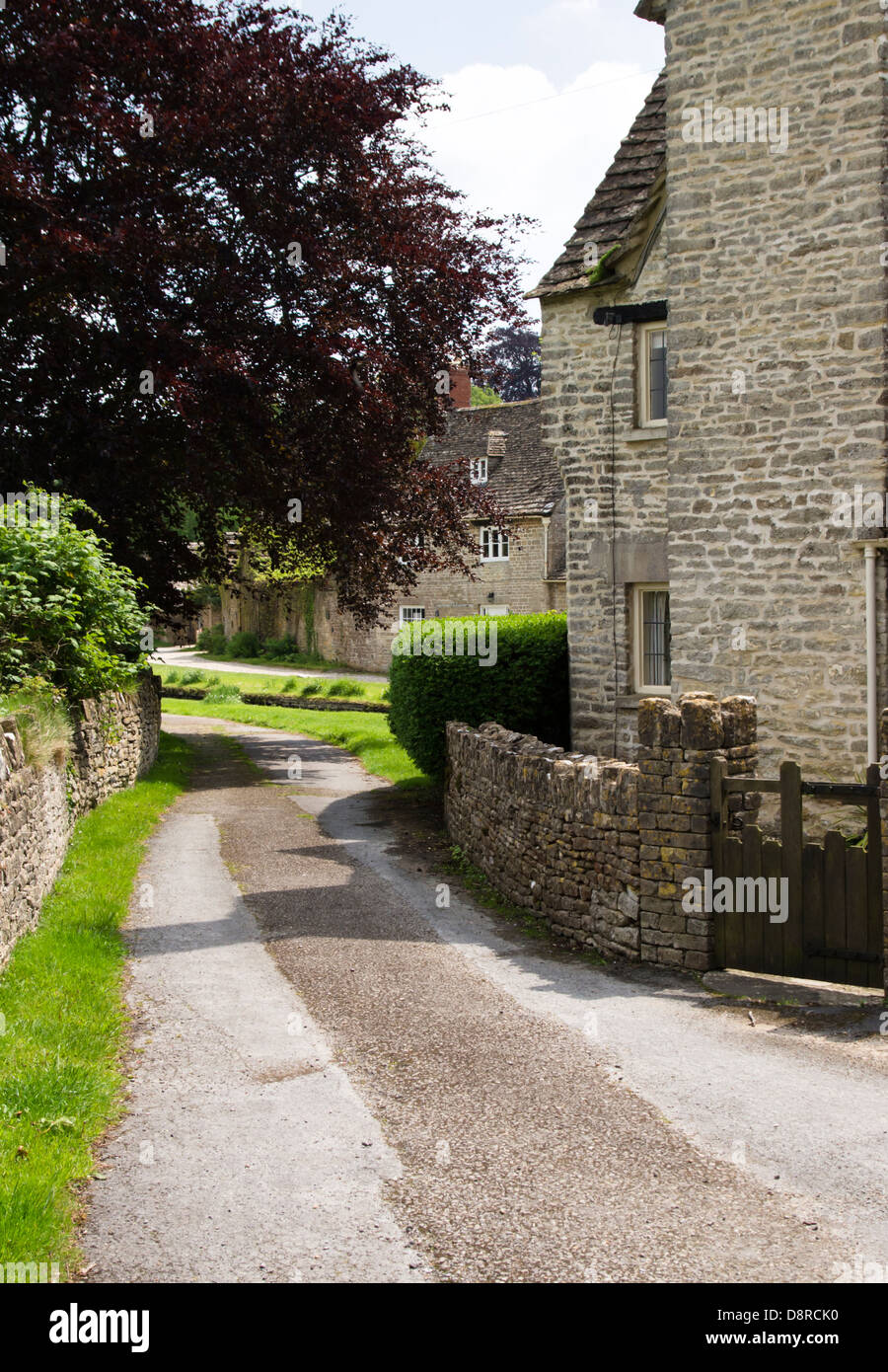 Ashton Keynes, a Wiltshire country village near the Cotswold Water Park