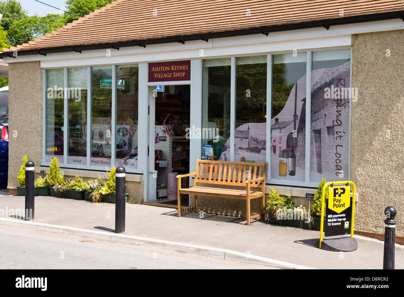 Ashton Keynes, a Wiltshire country village near the Cotswold Water Park