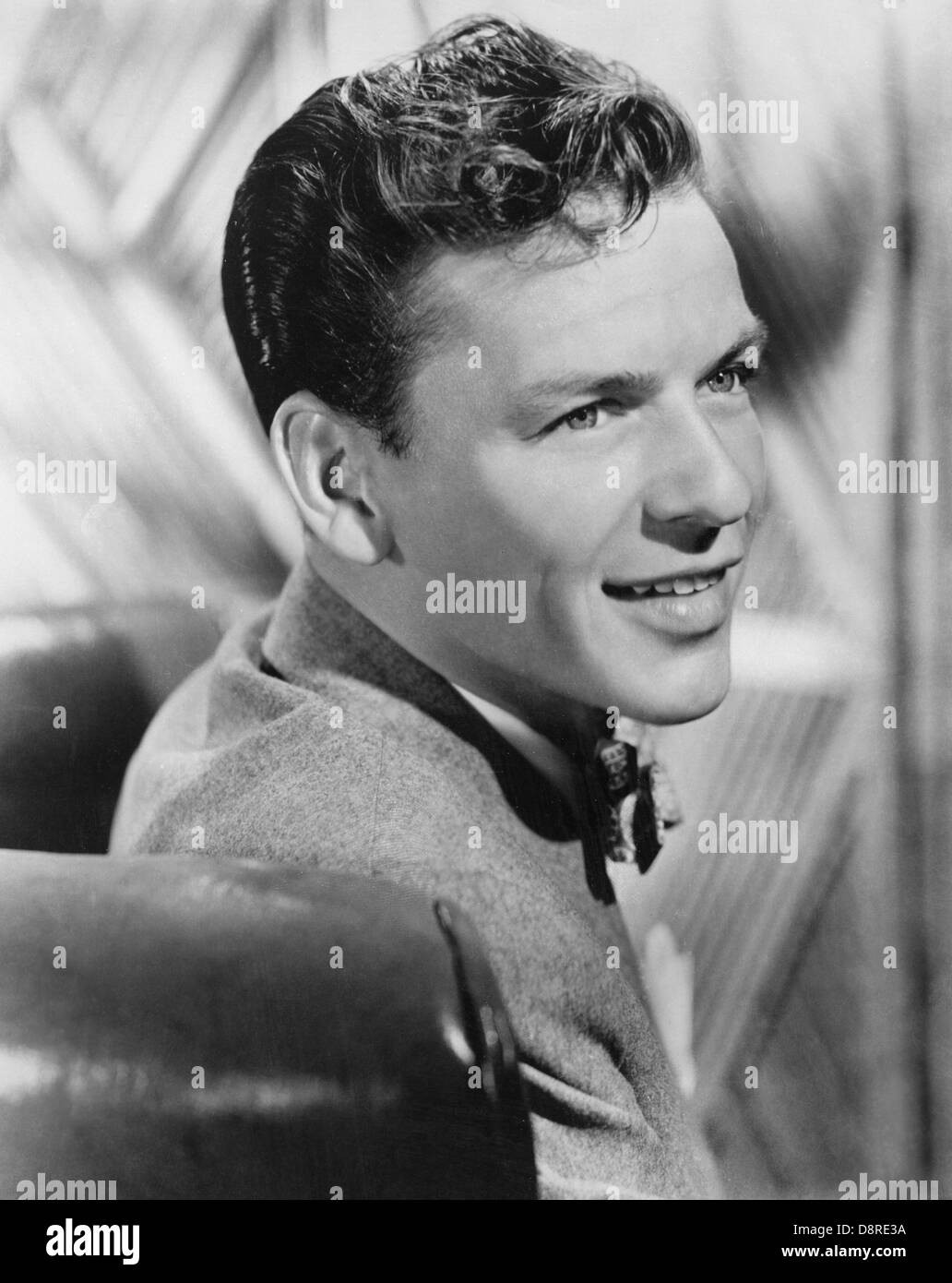 Frank Sinatra, Studio Portrait, 1945 Stock Photo