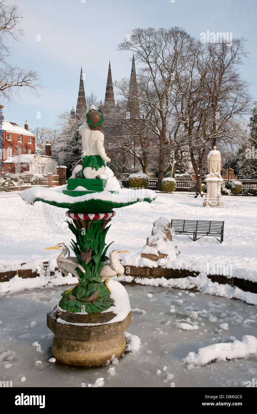 Frozen fountain Beacon Park Lichfield Staffordshire England with snow and ice Stock Photo