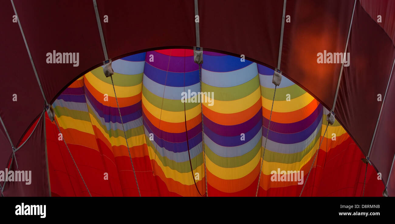 Propane fueled flames glowing inside hot air balloon Stock Photo Alamy
