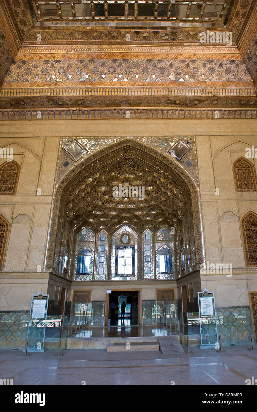 Iran, Isfahan, Chehel Sotoun palace Stock Photo Alamy