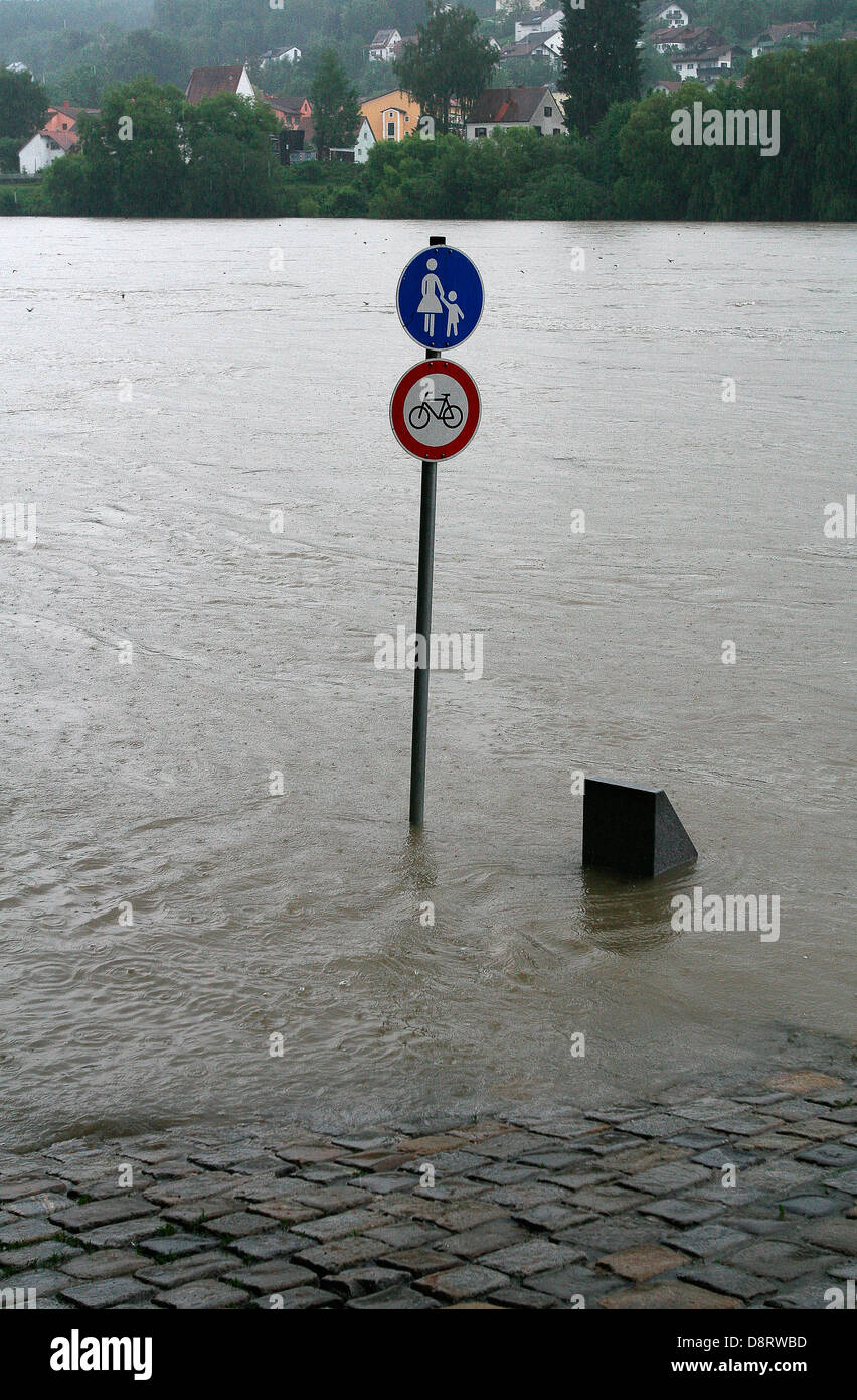 Passau, weather, floods, flooding, river Stock Photo Alamy