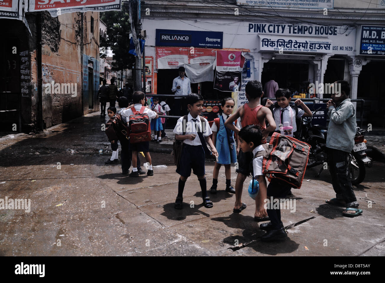 India tempo hi-res stock photography and images - Alamy
