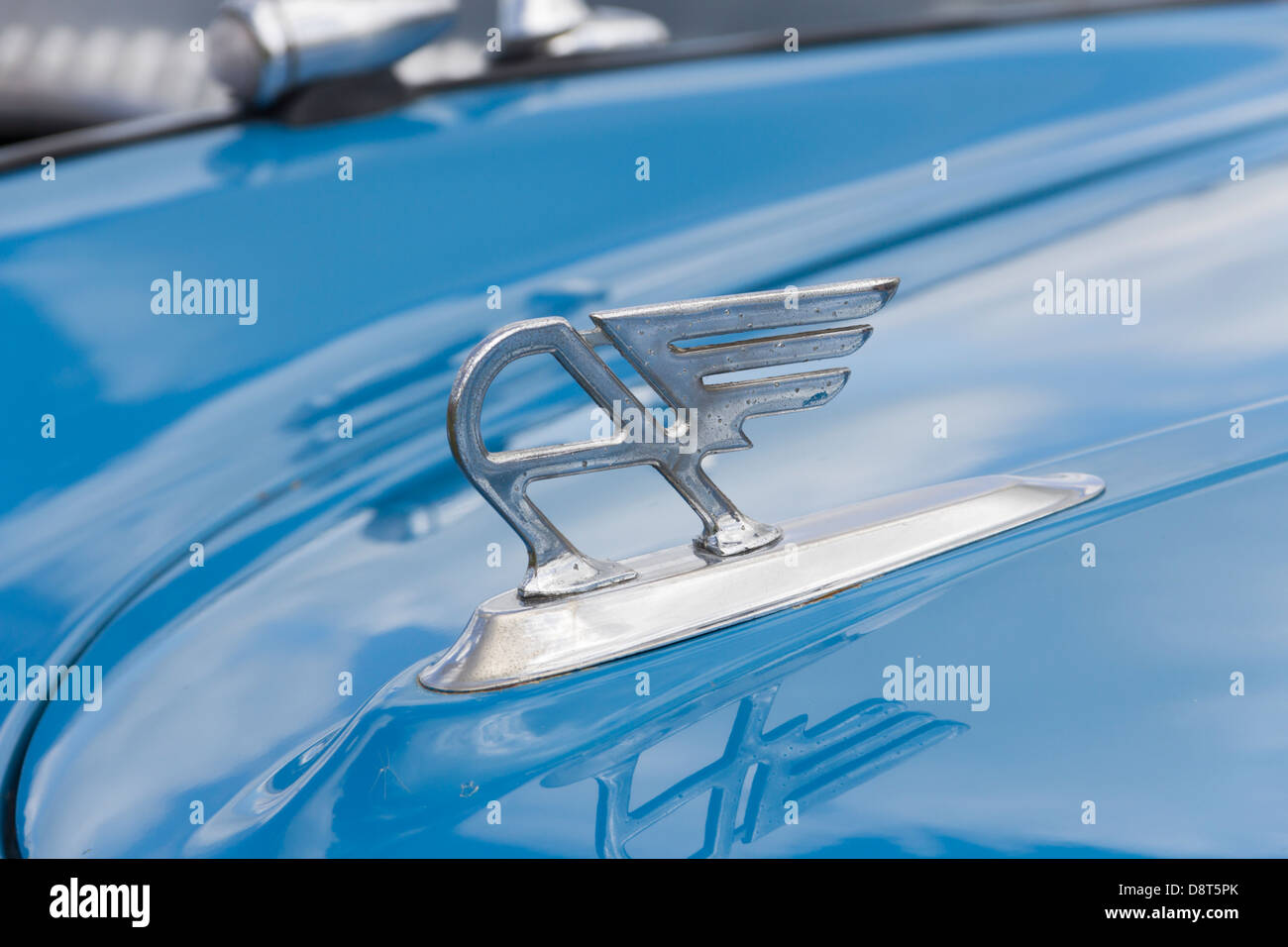 Austin classic car 'art deco' inspired 'Flying A' bonnet mascot. Stock Photo