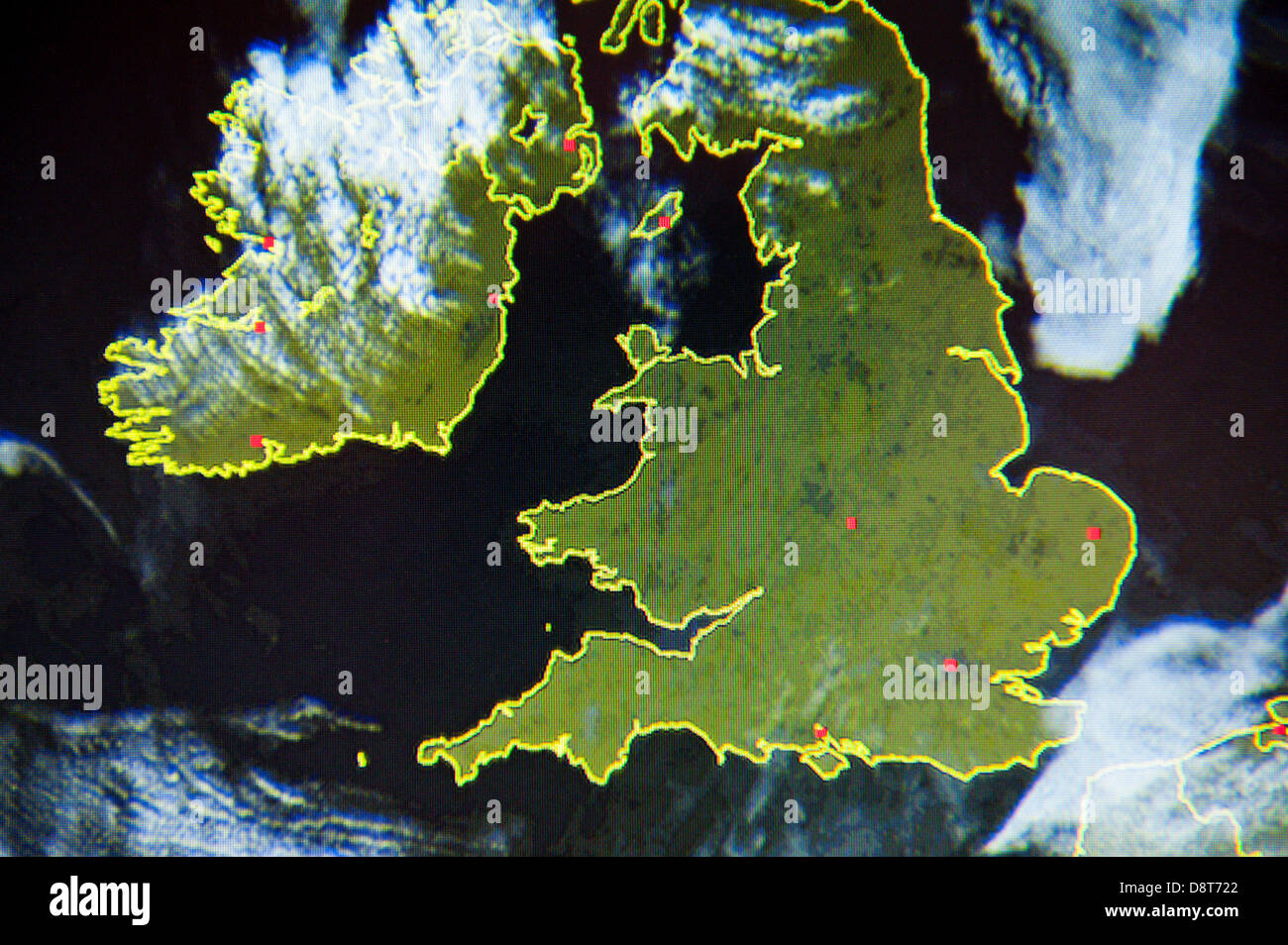 Satellite weather over uk hi-res stock photography and images - Alamy