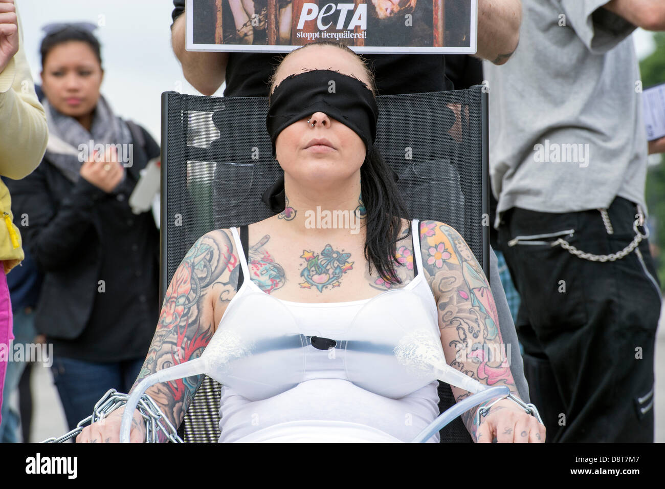 Peta organization hires stock photography and images Alamy