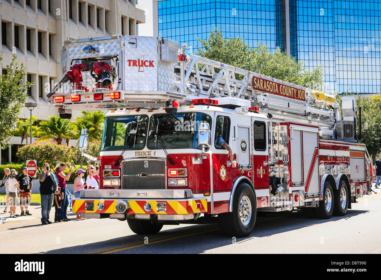 Fire truck hi-res stock photography and images - Alamy