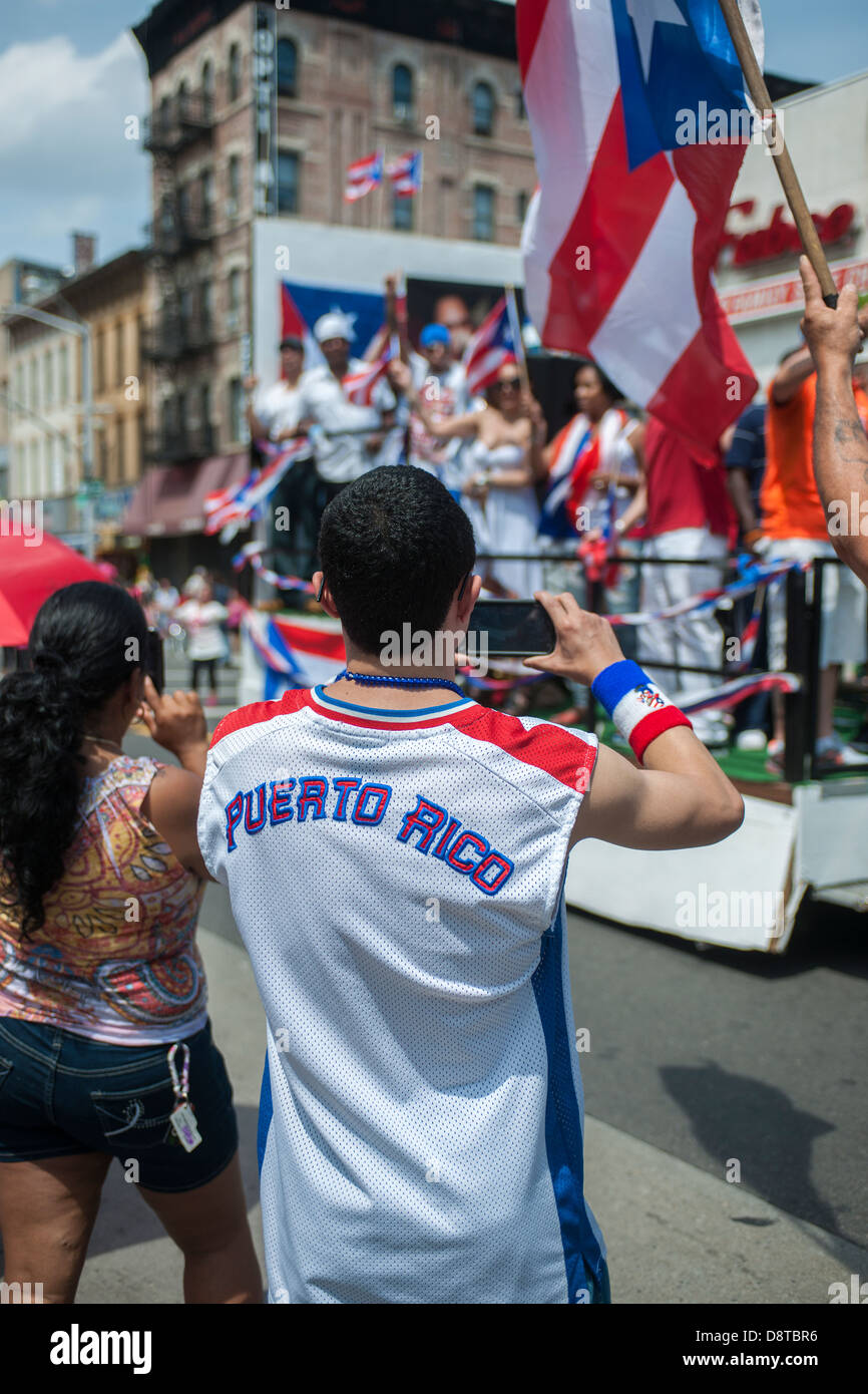 Thousands turn out for the Brooklyn Puerto Rican Day Parade in the