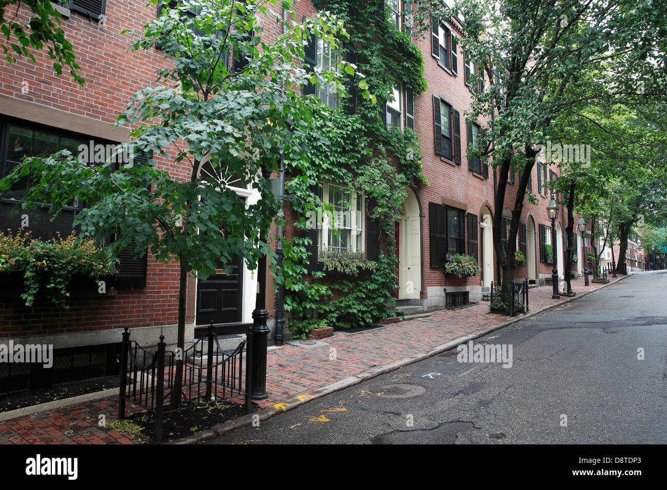Cedar Street on Beacon Hill, Boston, Massachusetts Stock Photo Alamy