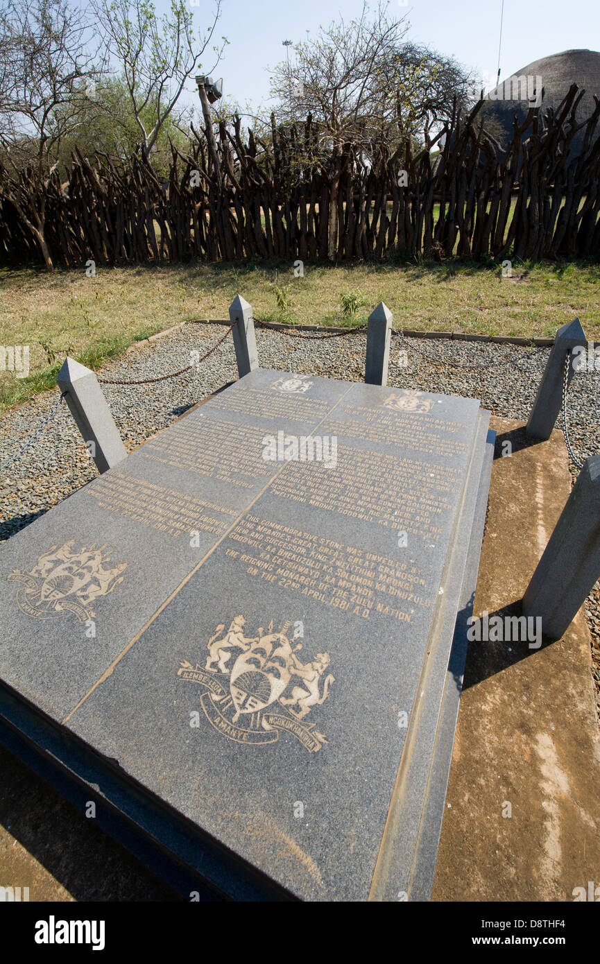 Grave of King Mpande who died in1872,  at the site of his capital Nodwengu, Ulundi, South Africa Stock Photo