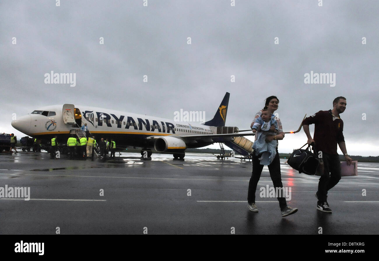 Irish low-cost airline Ryanair opens new service from Ostrava Mosnov Stock  Photo - Alamy