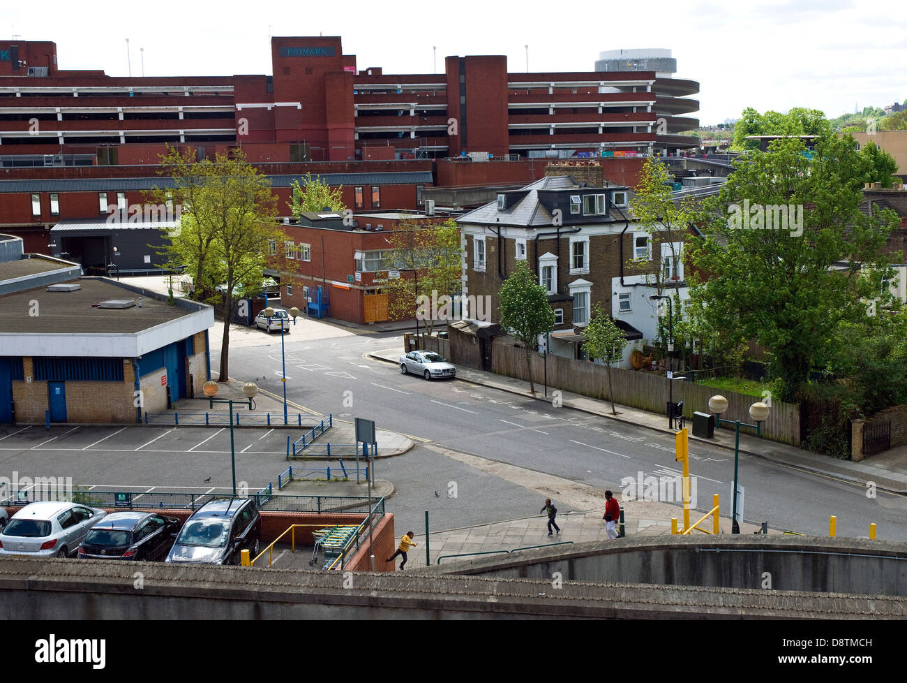 Wood green shopping city hires stock photography and images Alamy