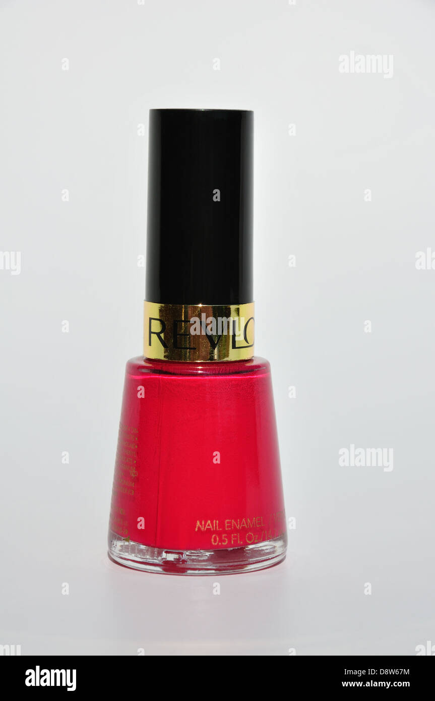 Nail polish bottle cutout hi-res stock photography and images - Alamy Nail polish bottle cutout hi-res stock photography and images - Alamy