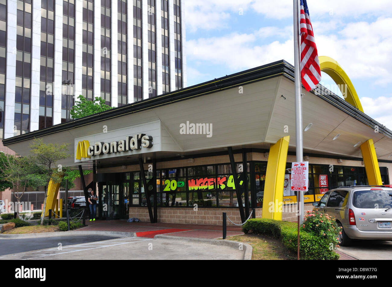 Old McDonald's – Historical Photos of the Biggest Fast Food Brand