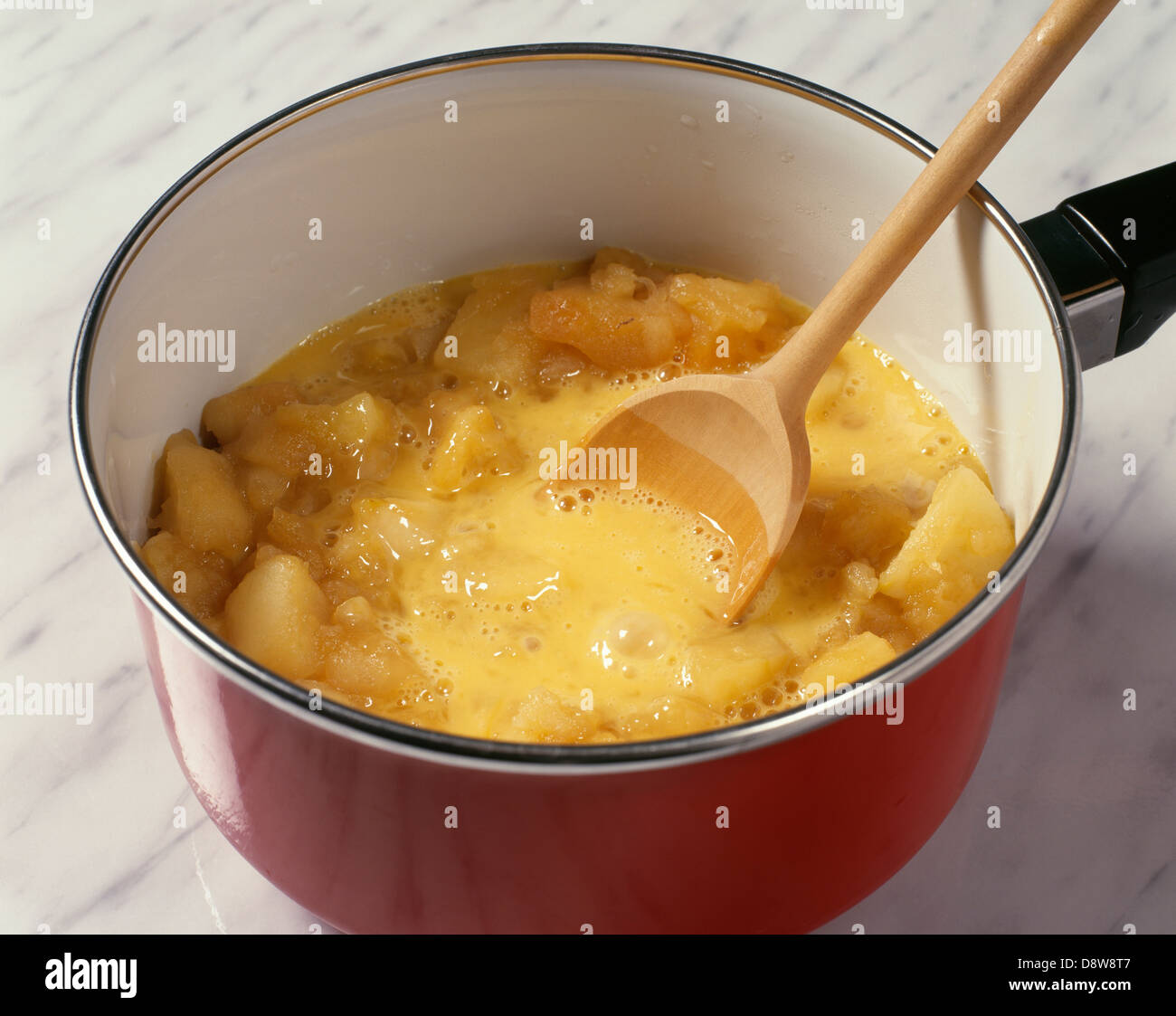 Stewing fruit hires stock photography and images Alamy