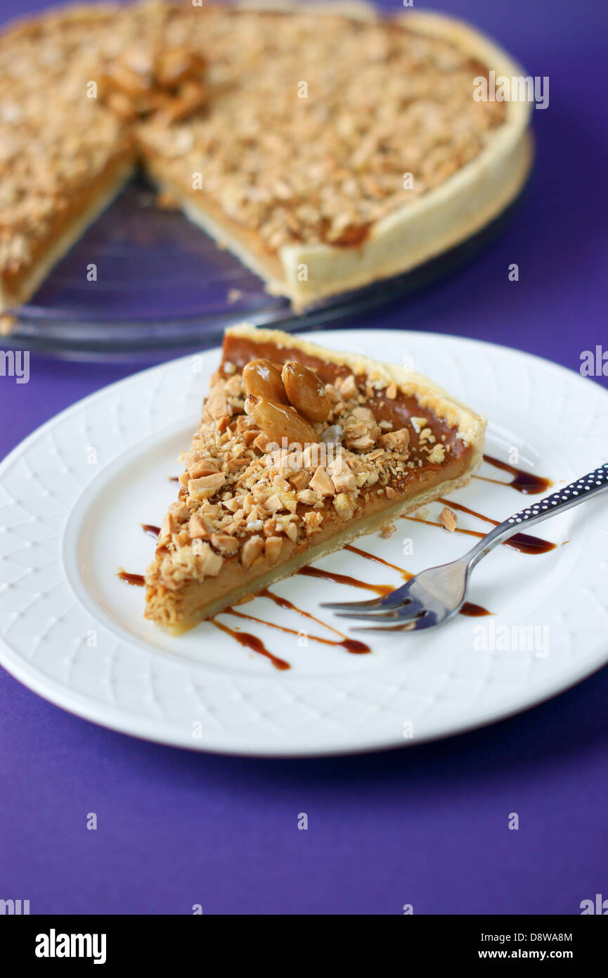 Toffee and almond tart Stock Photo Alamy