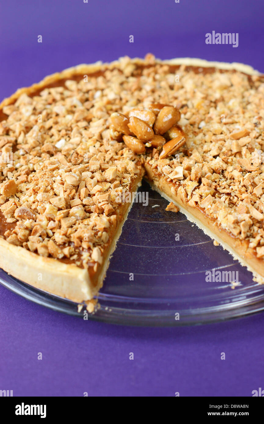 Toffee and almond tart Stock Photo Alamy