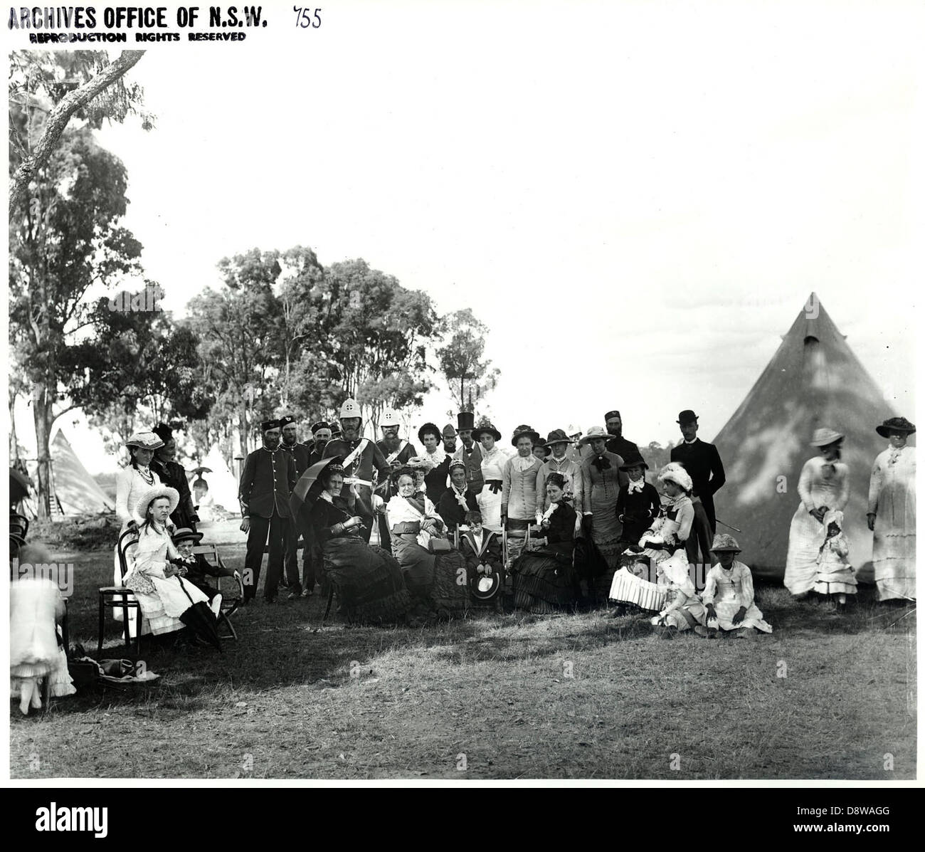 Black and white war photographs hi-res stock photography and images - Alamy
