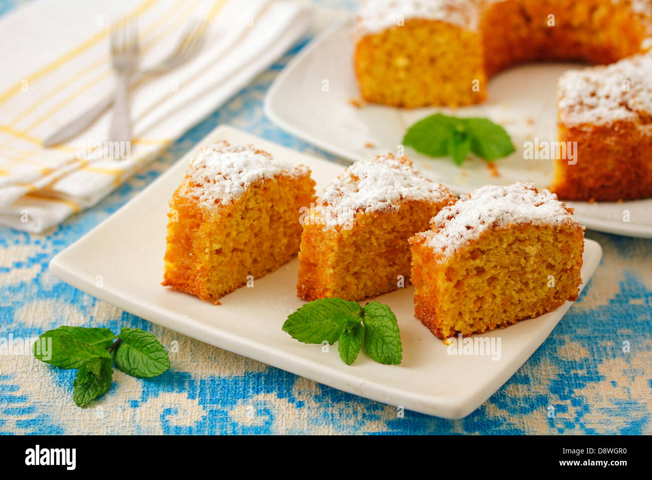 Blue sponge cake hires stock photography and images Alamy