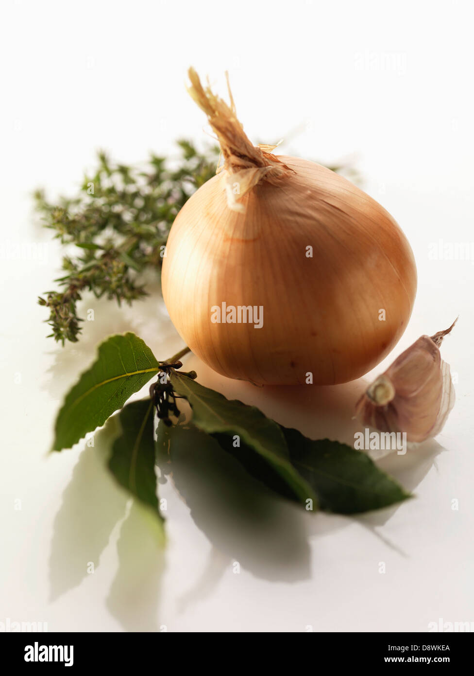 Thyme and bay leaves hires stock photography and images Alamy