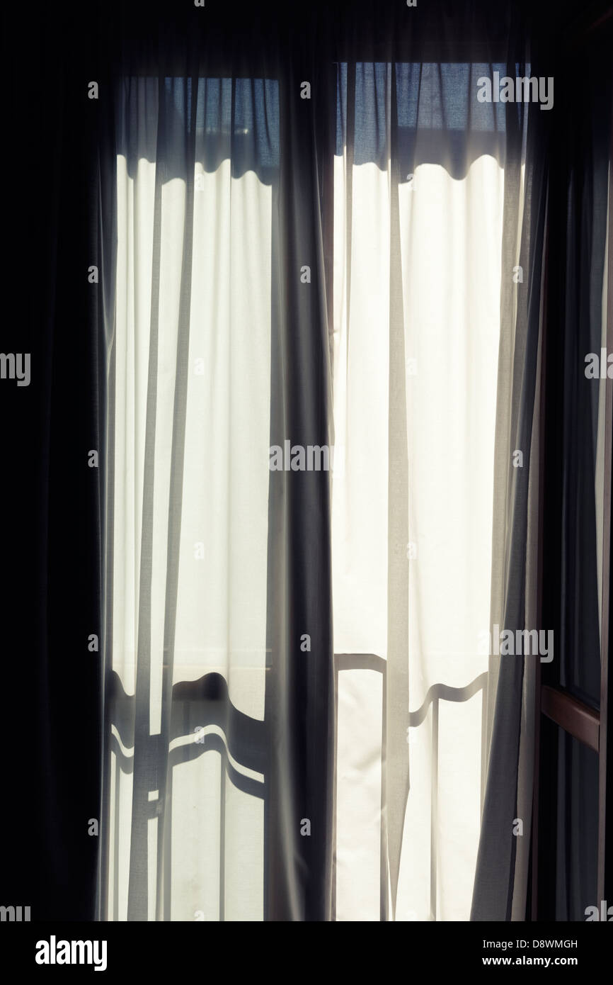 Hotel room curtains Stock Photo - Alamy