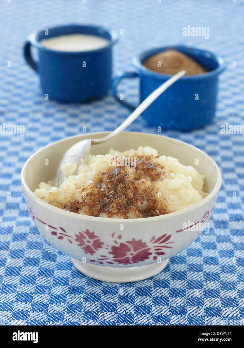 Blue Rice Pudding Rice pudding bowl blue hi-res stock photography and images - Alamy