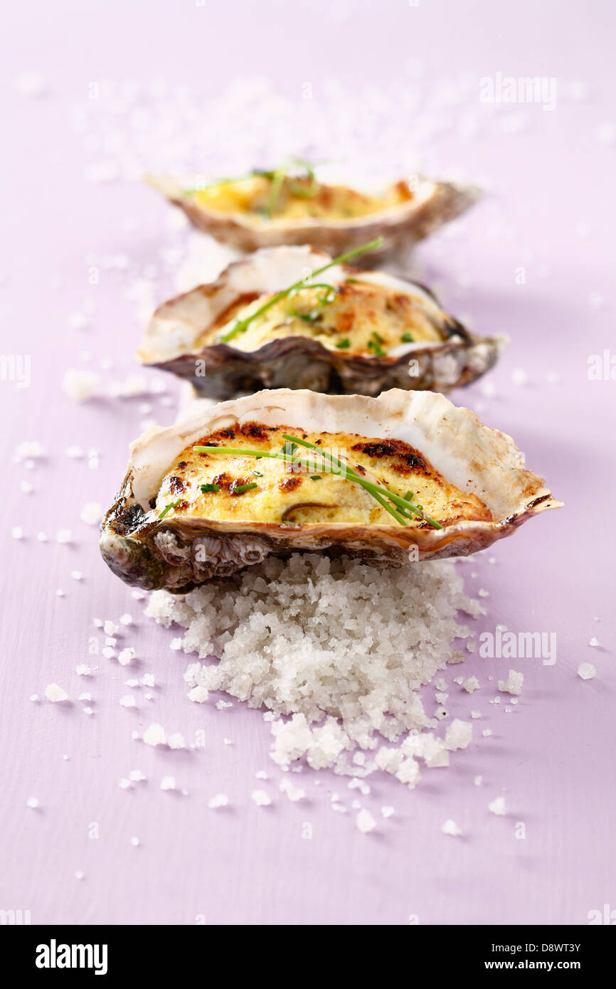 Baked oysters champagne hires stock photography and images Alamy