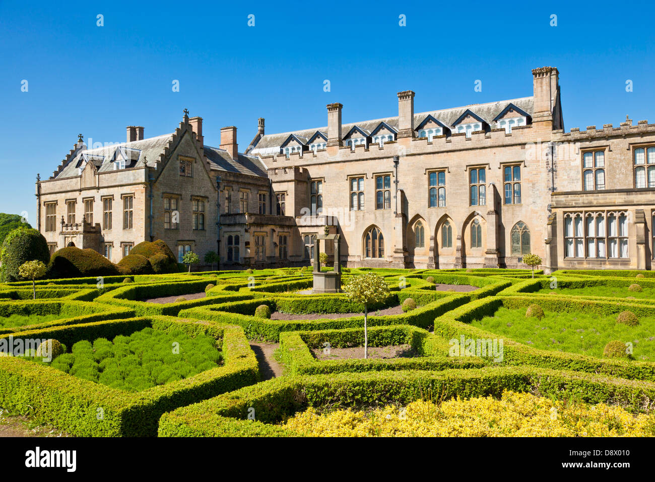 newstead-abbey-historic-house-and-gardens-ravenshead-newstead