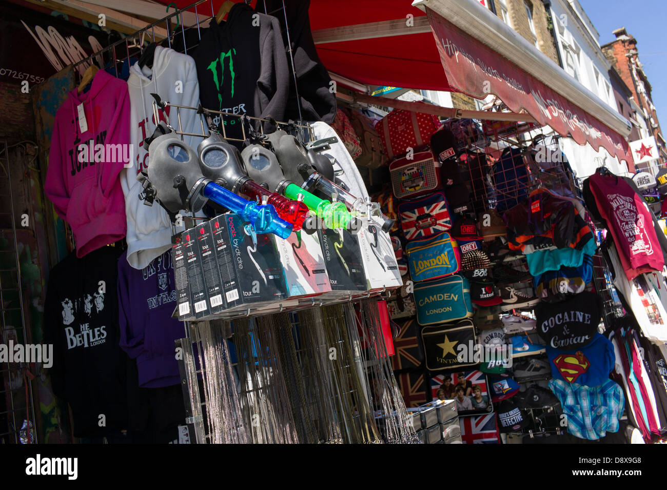 London Souvenir Shop Hi res Stock Photography And Images Alamy london-souvenir-shop-hi-res-stock-photography-and-images-alamy