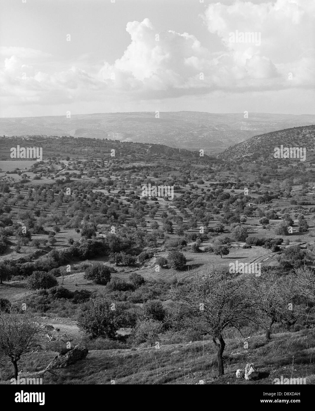 Remote vertical mountains Black and White Stock Photos & Images - Alamy