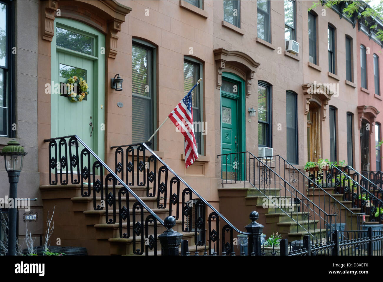 row of brownstones in Brooklyn Stock Photo Alamy