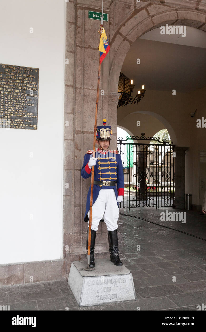 Palacio de Gobierno, Guard, Plaza de la Independencia, Quito, Old City, Ecuador Stock Photo