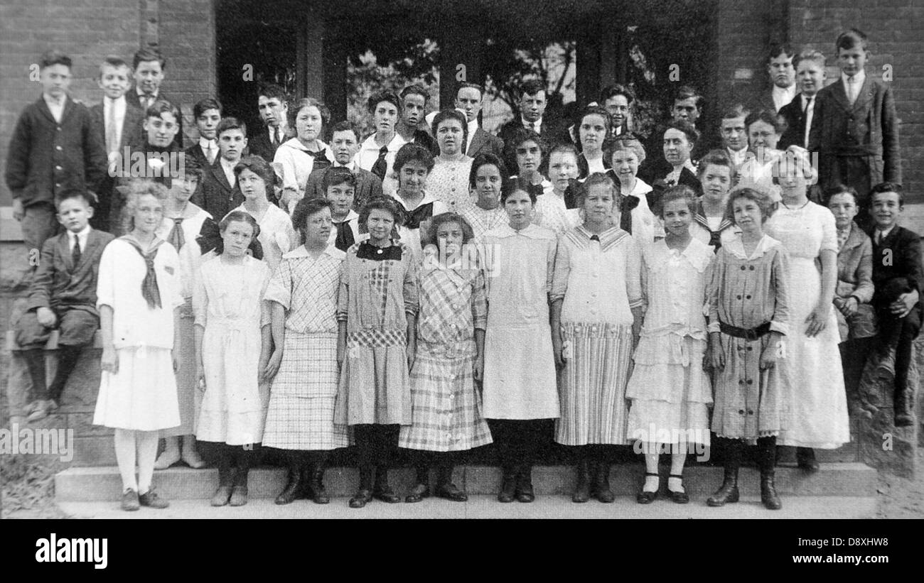 1914 school graduation photograph Stock Photo
