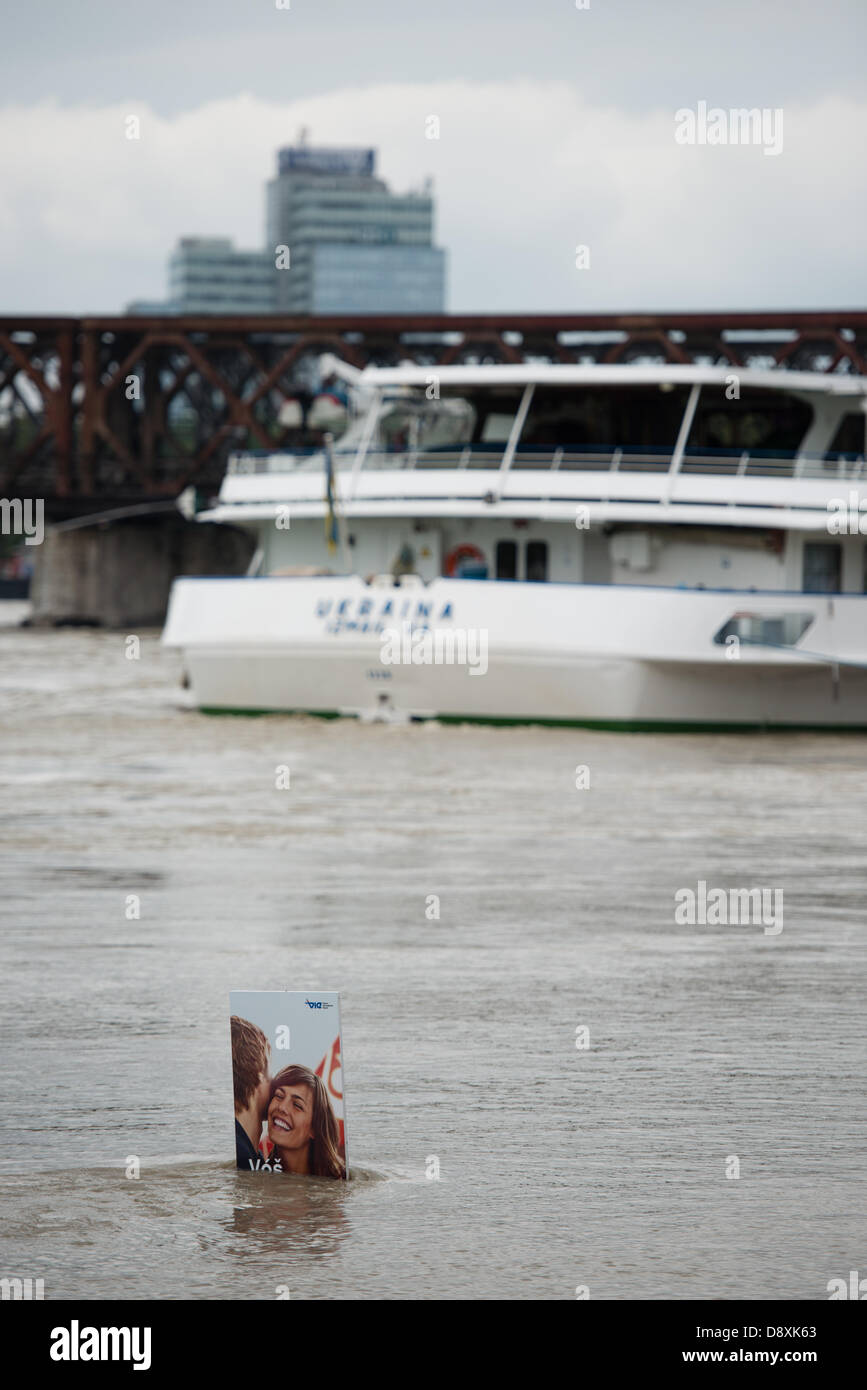 Bratislava, Slovakia. 5th June 2013.  Rising water level of  Danube river on June 5, 2013 in Bratislava Credit:  Lubos Paukeje/Alamy Live News Stock Photo