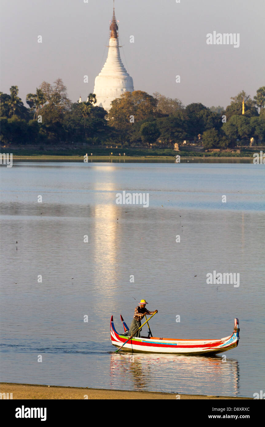 Empty tourist boat on Taungthaman Lake, Myanmar Stock Photo
