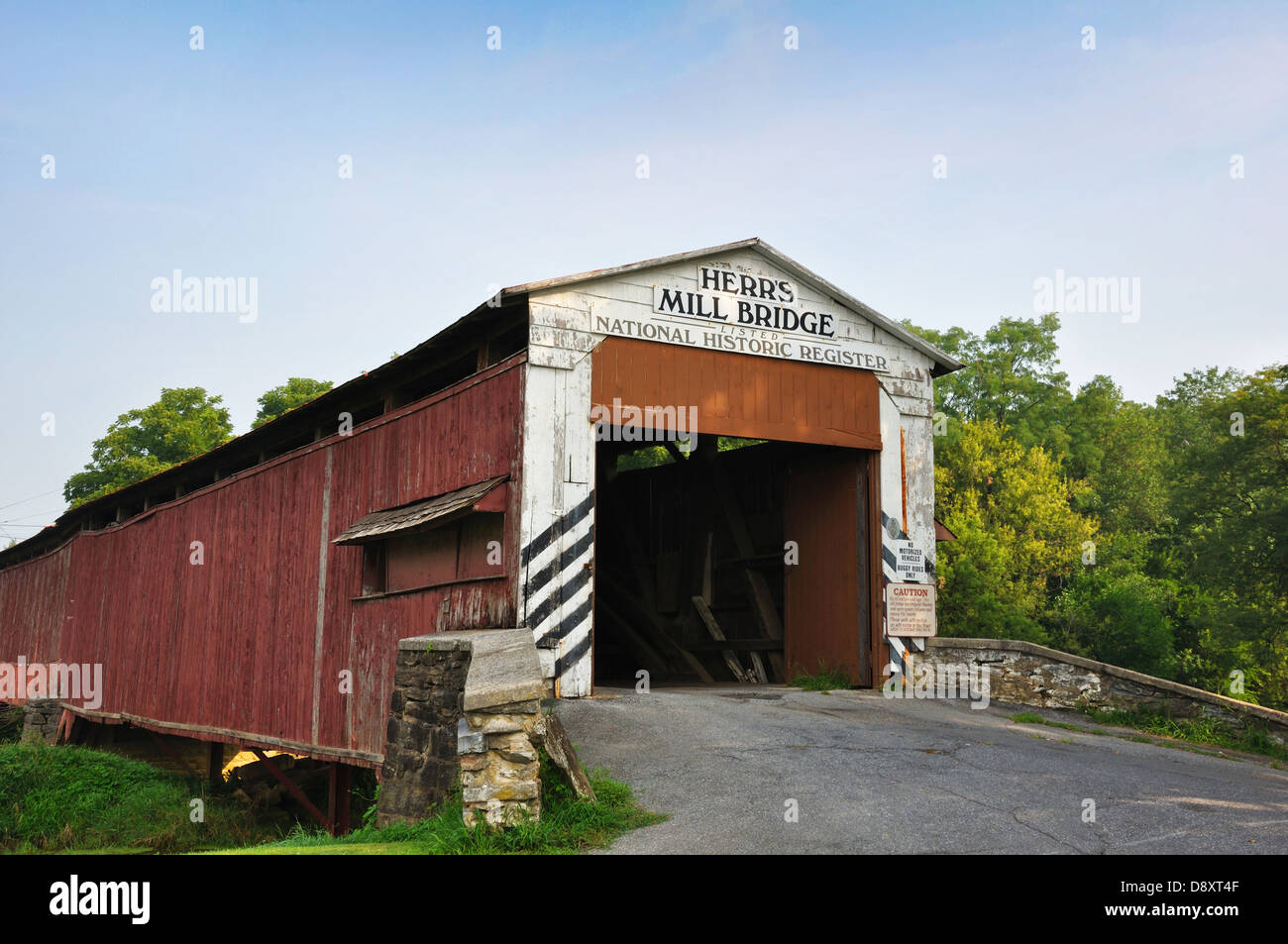 Herr's Mill Covered Bridge in Pennsylvania Dutch Country, Lancaster, PA, USA Stock Photo Alamy