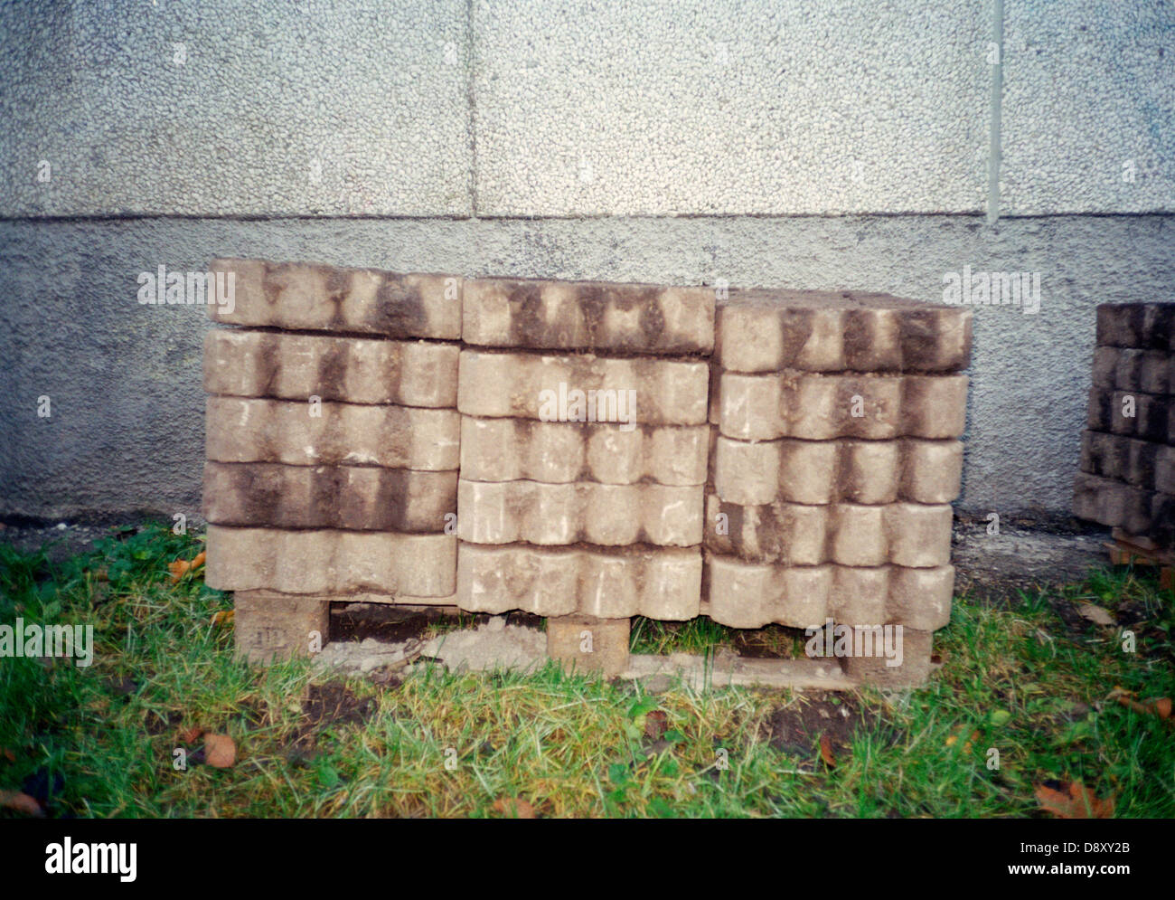 Materials for building a building hi-res stock photography and images ...