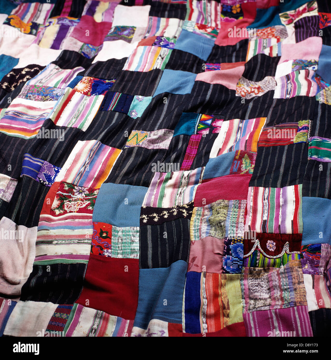 Patchwork quilt hi-res stock photography and images - Alamy