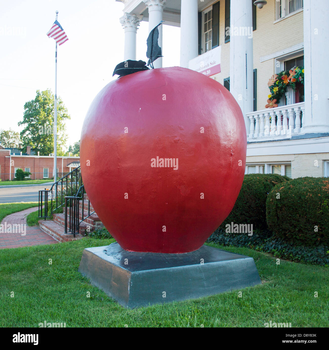 Worlds Largest Apple in Winchester Virginia Stock Photo