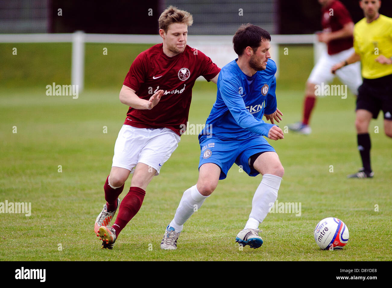 Kelty, Fife, Scotland, UK. 5th June 2013. Paul Blackwood turns Darren