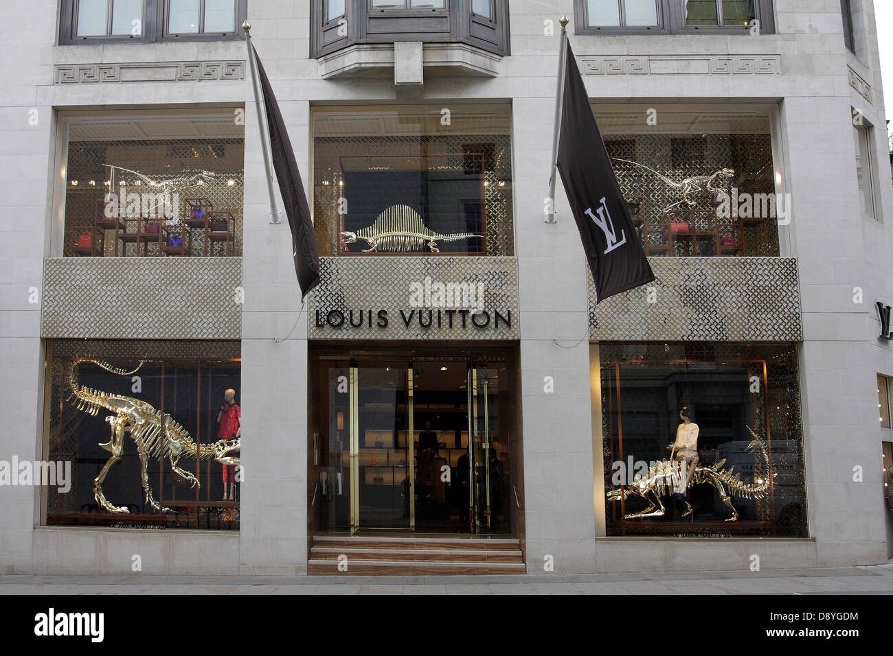Louis Vuitton store window mannequins in New Bond Street in London England  UK KATHY DEWITT Stock Photo - Alamy